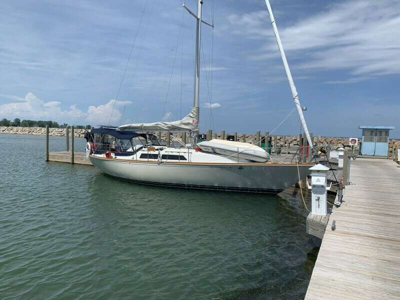 Andiamo 38ft C amp C Yacht For Sale