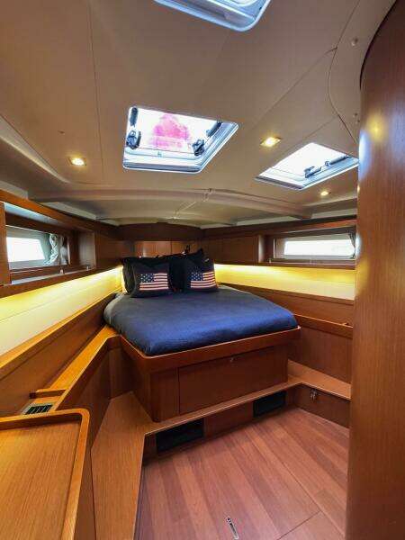 45ft Beneteau Yacht For Sale