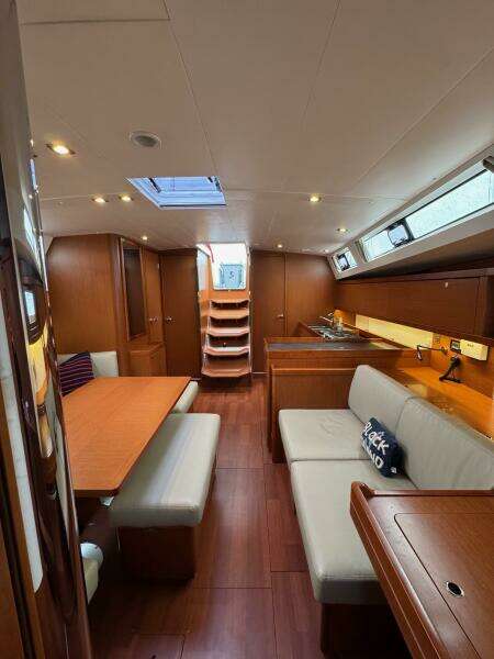 45ft Beneteau Yacht For Sale