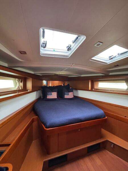45ft Beneteau Yacht For Sale