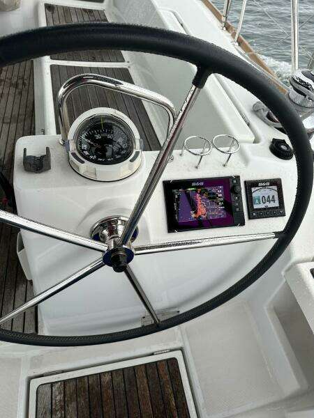 45ft Beneteau Yacht For Sale