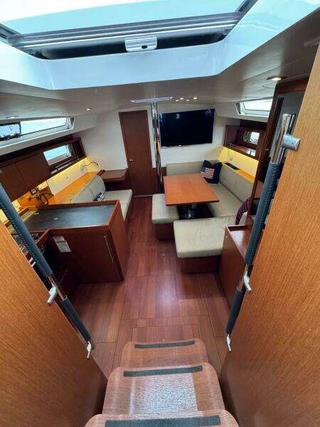 45ft Beneteau Yacht For Sale