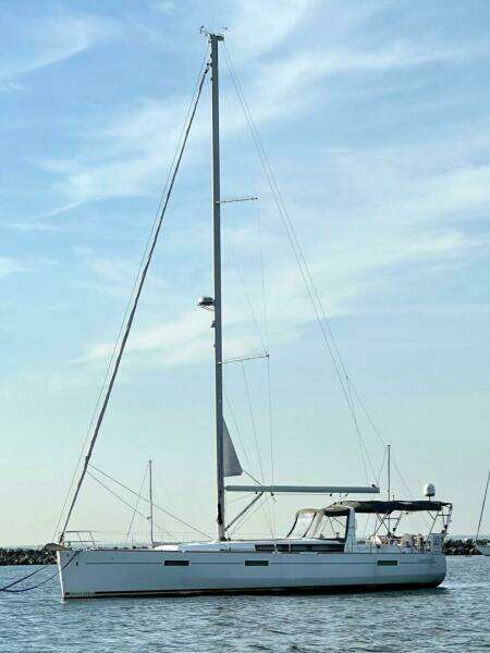 45ft Beneteau Yacht For Sale
