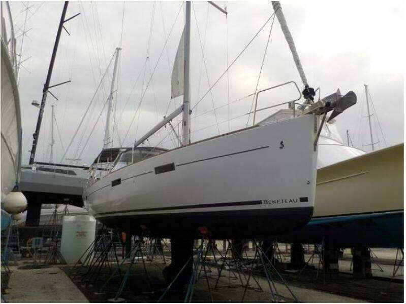 45ft Beneteau Yacht For Sale