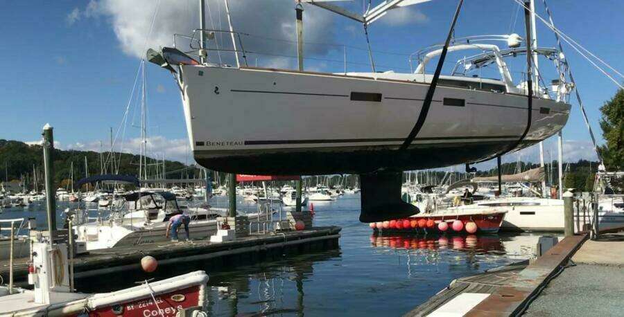 45ft Beneteau Yacht For Sale