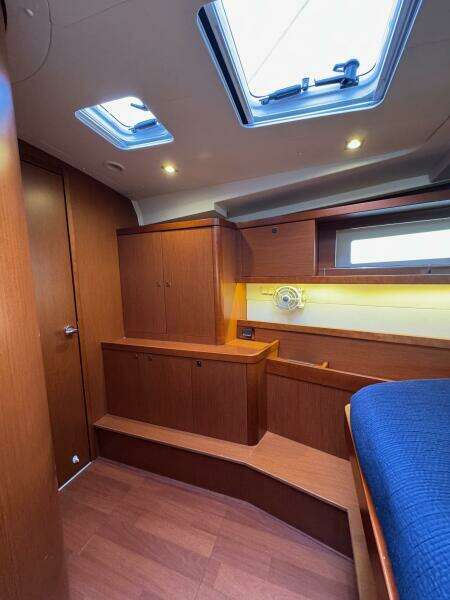 45ft Beneteau Yacht For Sale