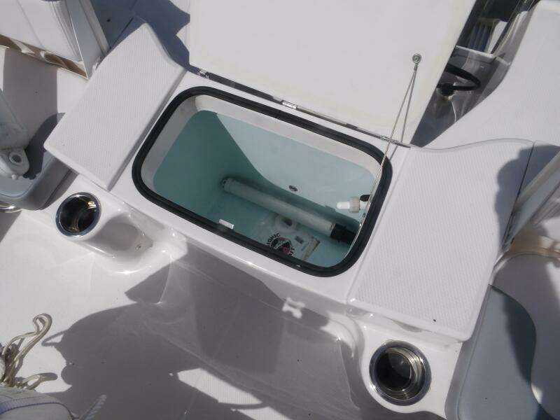18ft Robalo Yacht For Sale
