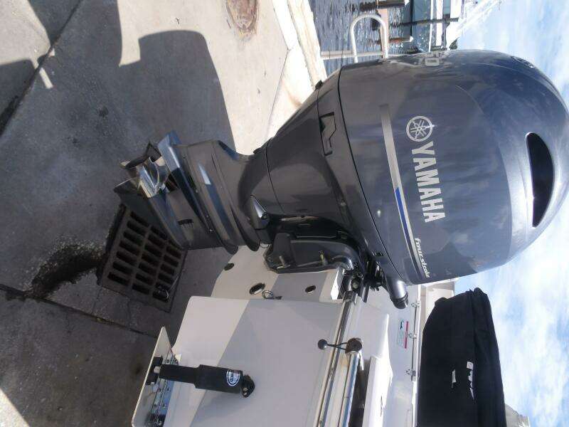 18ft Robalo Yacht For Sale