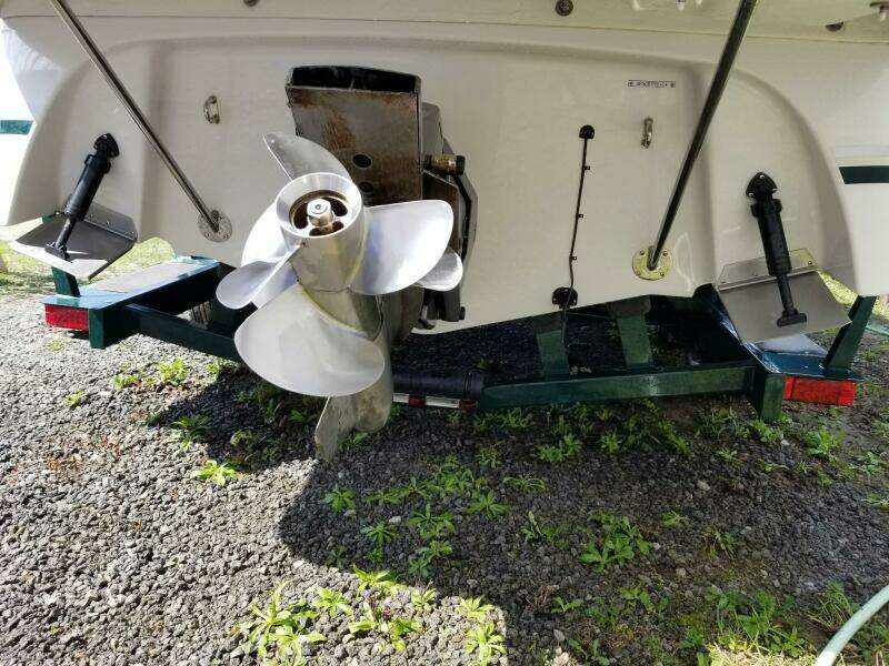 24ft Four Winns Yacht For Sale