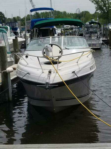 24ft Four Winns Yacht For Sale
