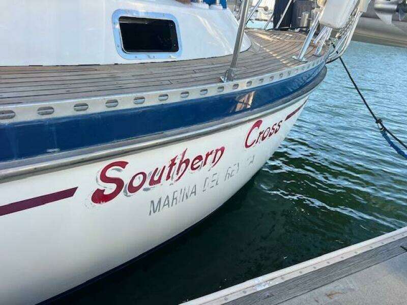 Southern Cross 42ft Tayana Yacht For Sale