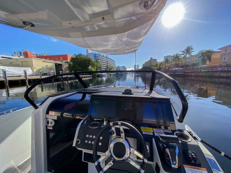 27ft Quarken Yacht For Sale