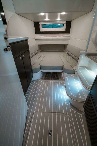 TIGHTEN UP 40ft Intrepid Yacht For Sale