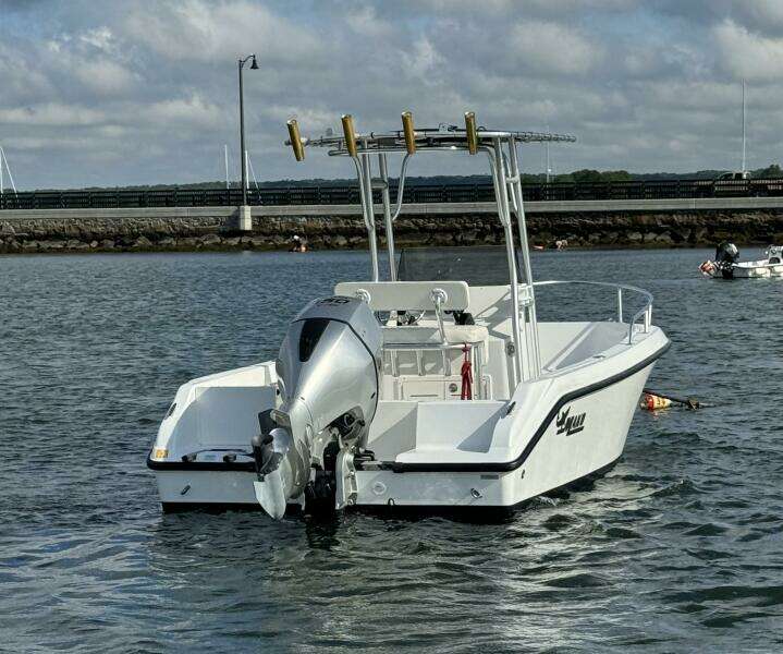 19ft Mako Yacht For Sale