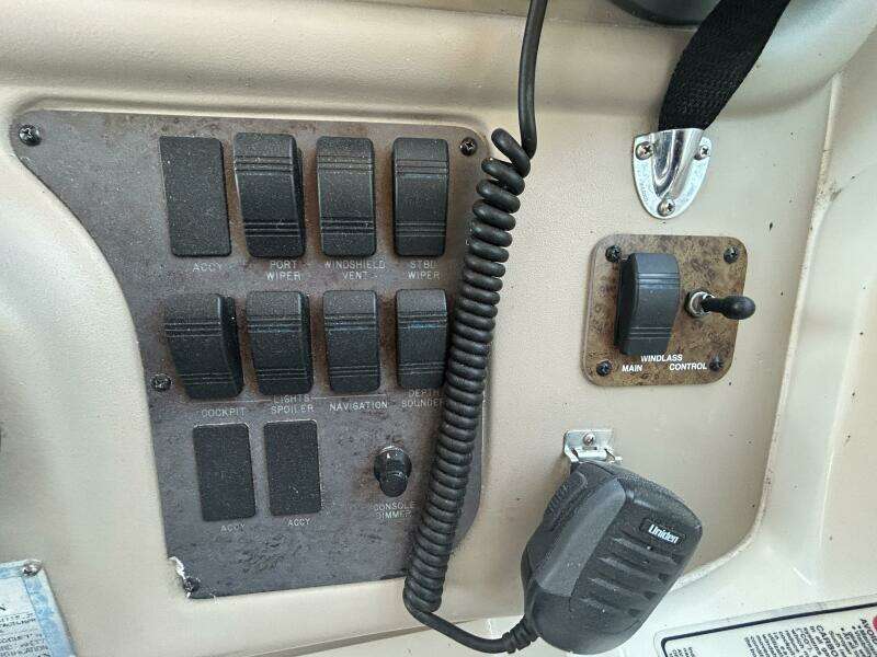 29ft Sea Ray Yacht For Sale