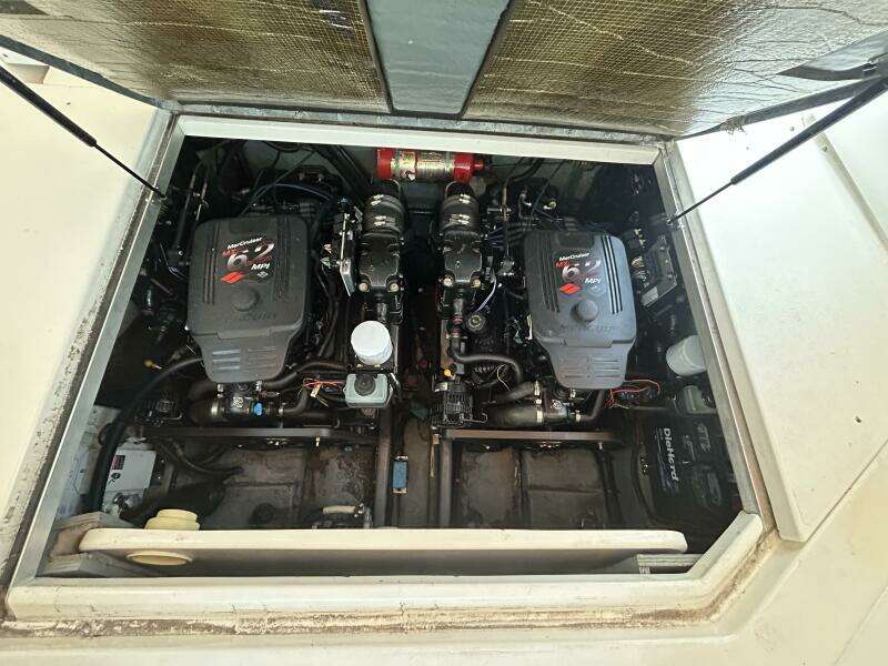 29ft Sea Ray Yacht For Sale