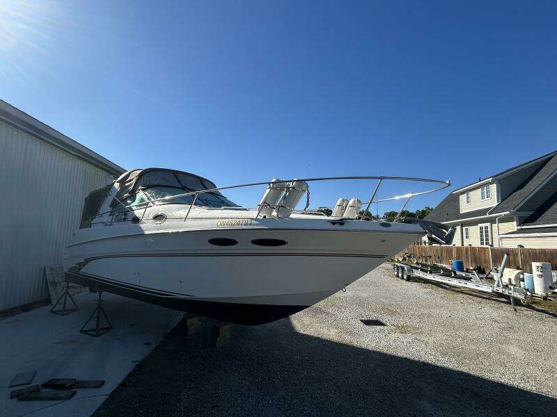 29ft Sea Ray Yacht For Sale