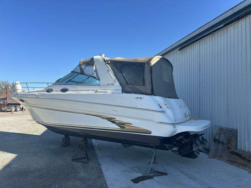 29ft Sea Ray Yacht For Sale