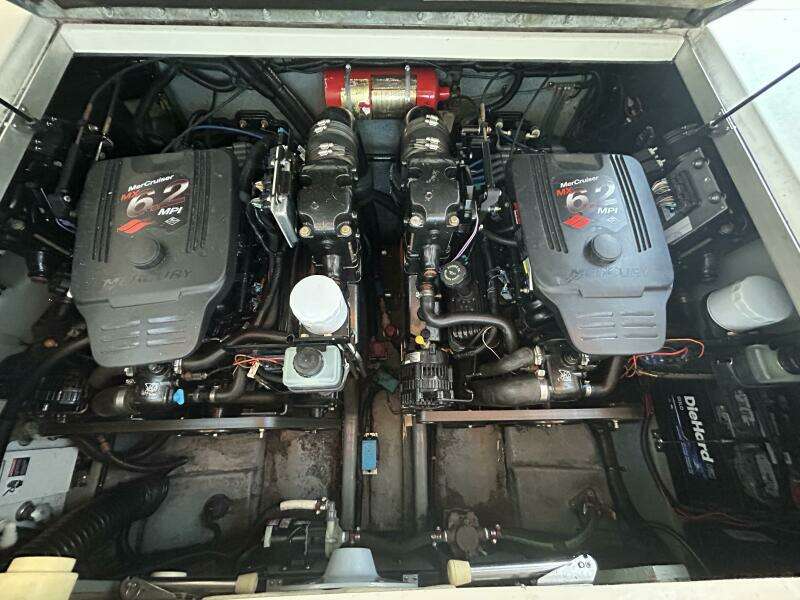 29ft Sea Ray Yacht For Sale