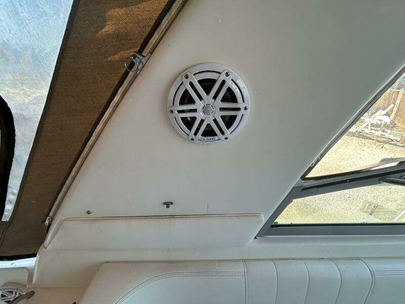 29ft Sea Ray Yacht For Sale