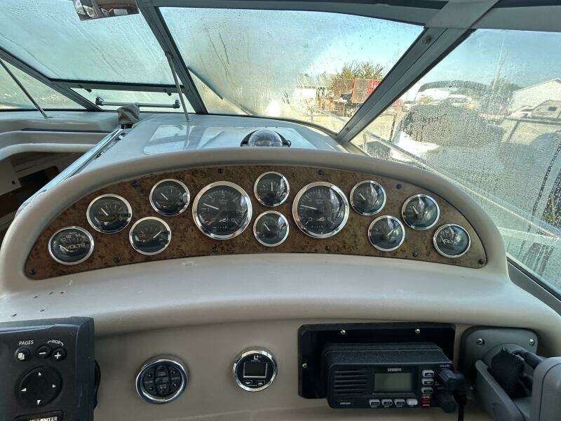 29ft Sea Ray Yacht For Sale