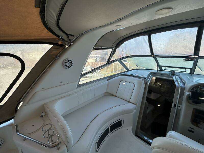 29ft Sea Ray Yacht For Sale