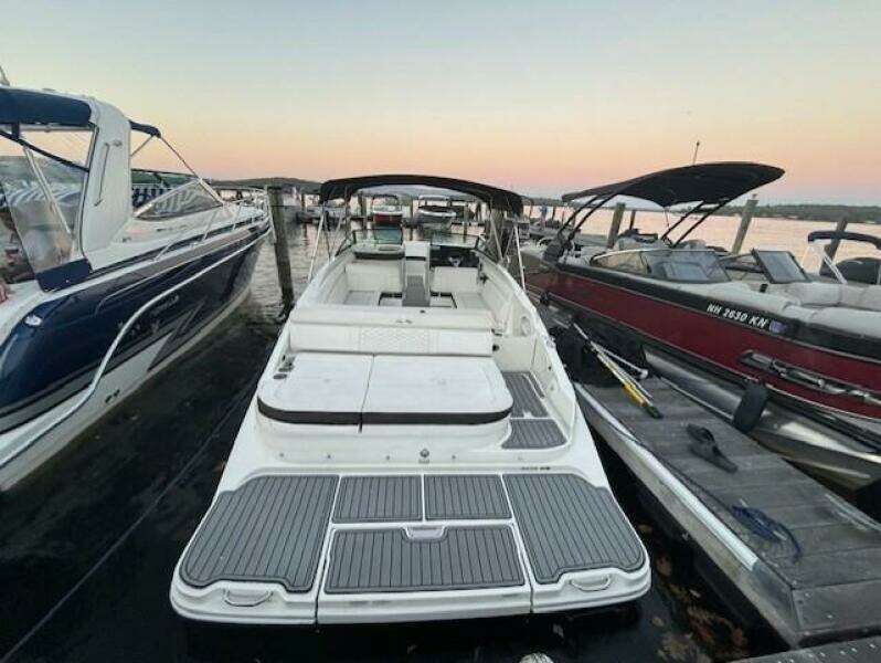 27ft Sea Ray Yacht For Sale