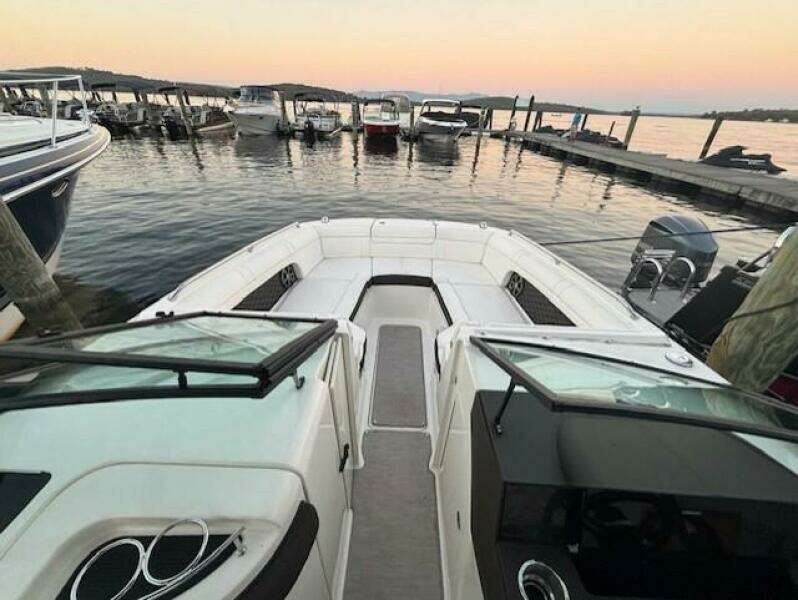 27ft Sea Ray Yacht For Sale