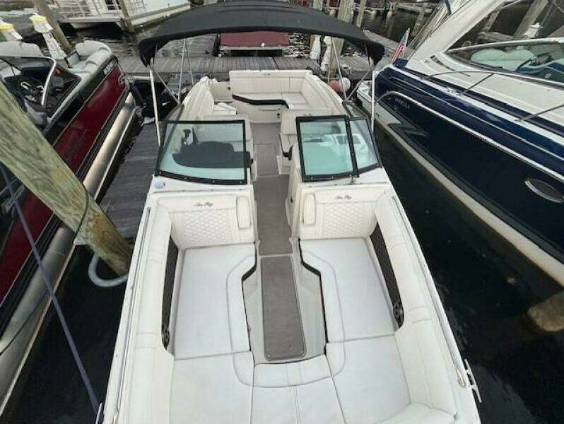 27ft Sea Ray Yacht For Sale