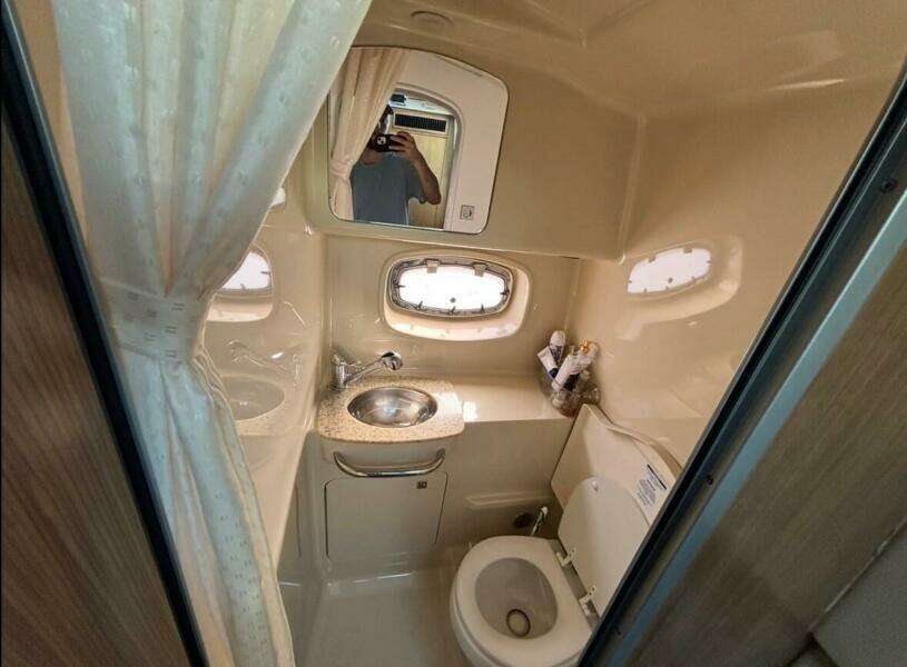33ft Chaparral Yacht For Sale