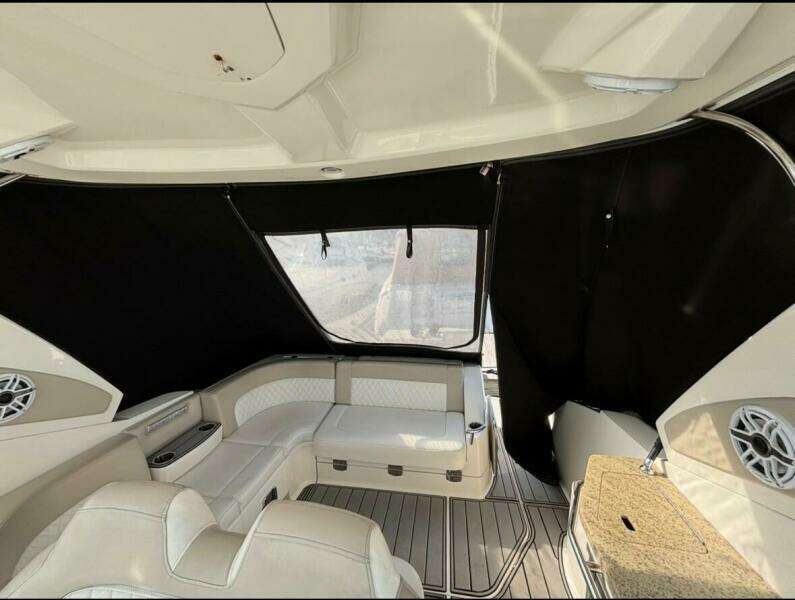 33ft Chaparral Yacht For Sale