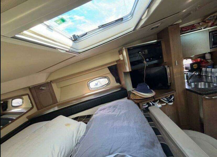 33ft Chaparral Yacht For Sale