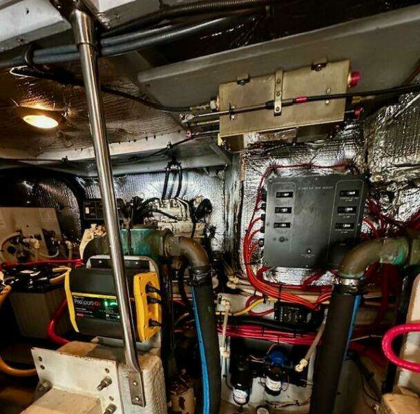 42ft Silverton Yacht For Sale