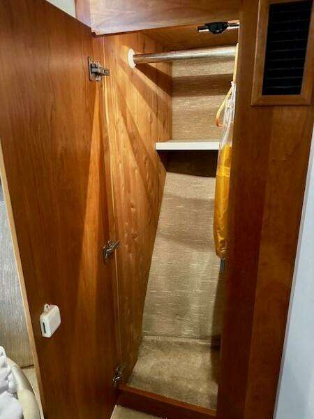 42ft Silverton Yacht For Sale