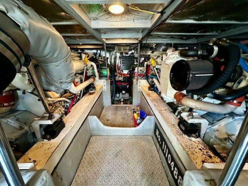 42ft Silverton Yacht For Sale