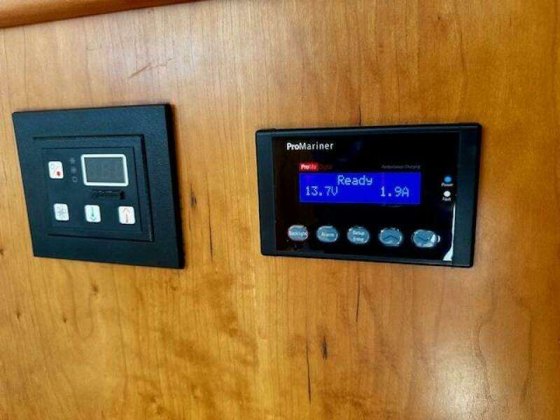 42ft Silverton Yacht For Sale