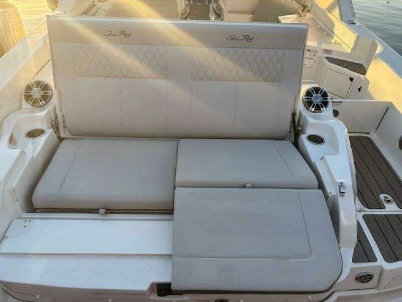 35ft Sea Ray Yacht For Sale