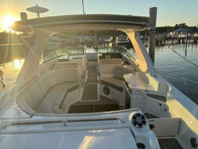 35ft Sea Ray Yacht For Sale