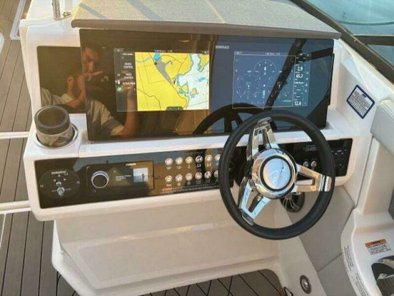 35ft Sea Ray Yacht For Sale