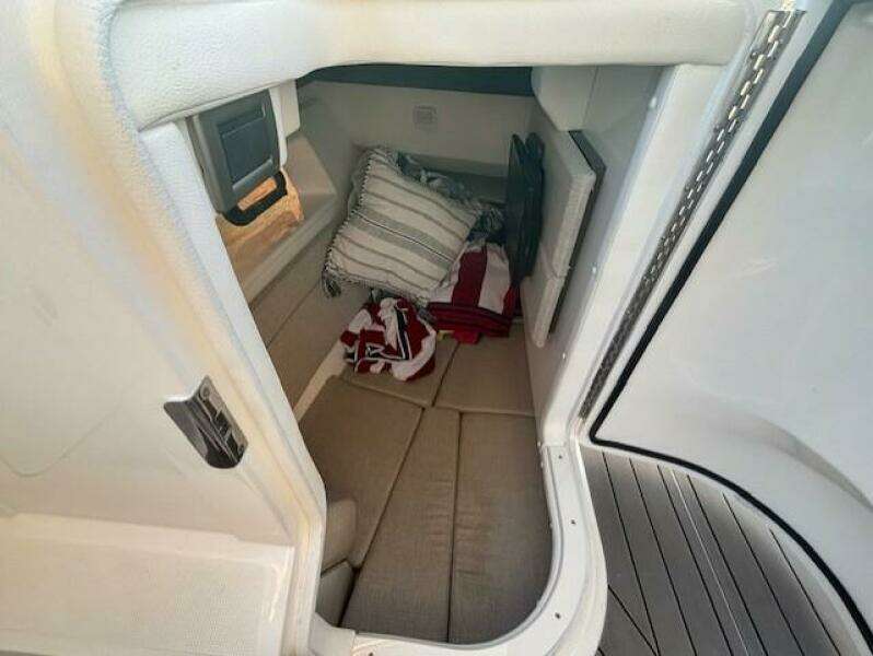 35ft Sea Ray Yacht For Sale