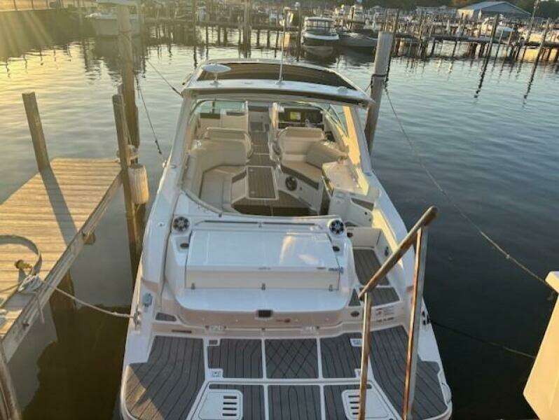 35ft Sea Ray Yacht For Sale