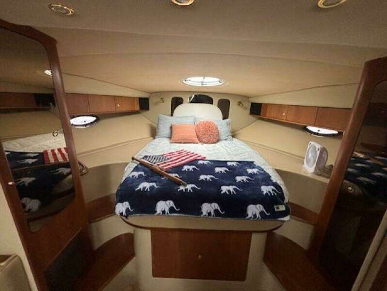 38ft Cruisers Yachts Yacht For Sale