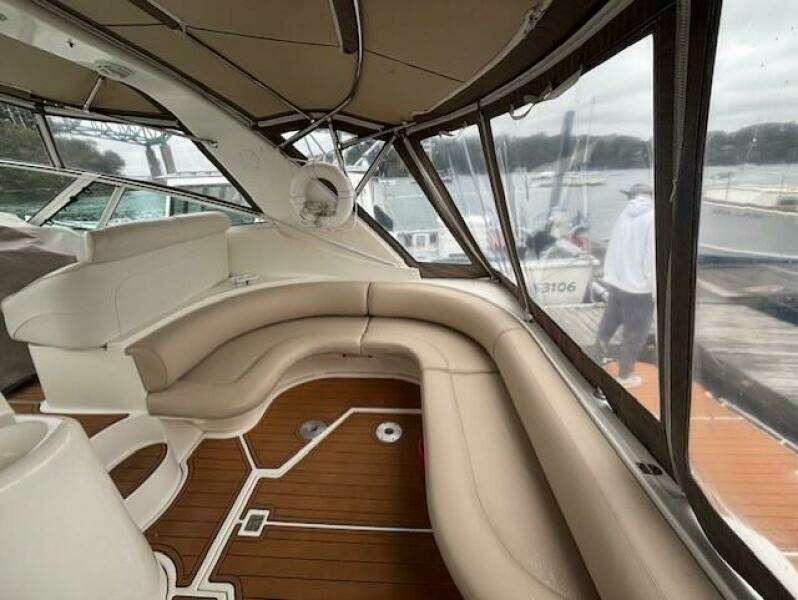 38ft Cruisers Yachts Yacht For Sale