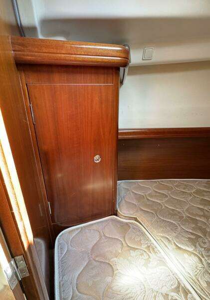 Kismet 32ft Beneteau Yacht For Sale