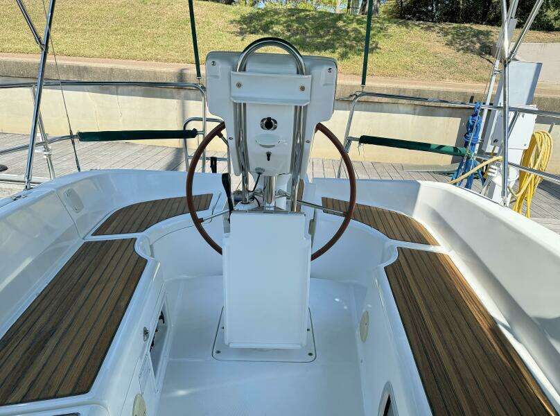 Kismet 32ft Beneteau Yacht For Sale