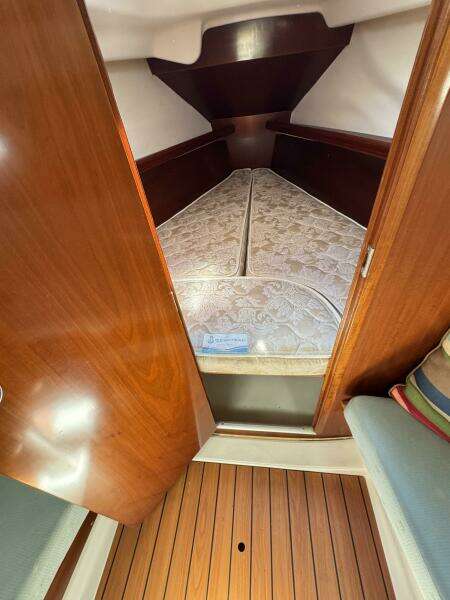 Kismet 32ft Beneteau Yacht For Sale