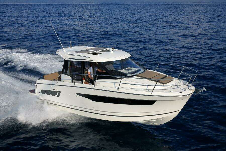 29ft Jeanneau Yacht For Sale
