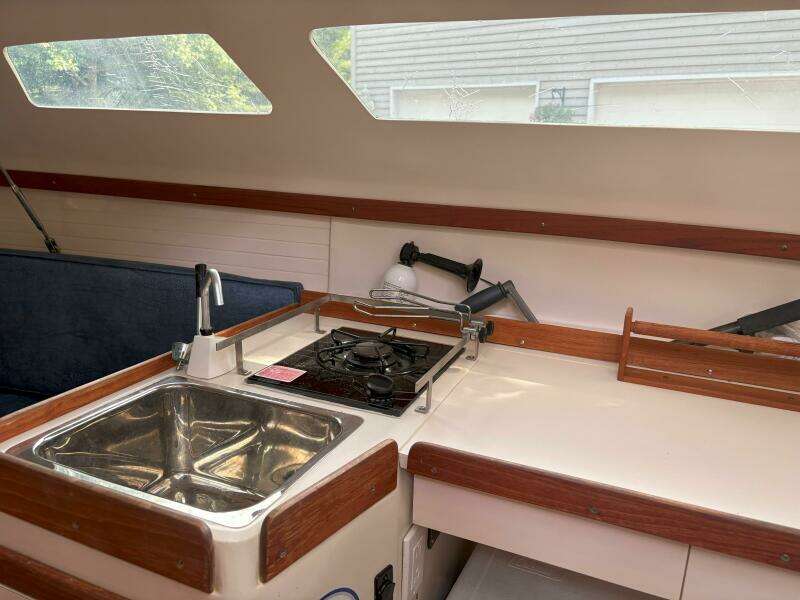25ft Catalina Yacht For Sale