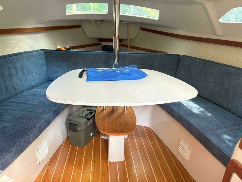 25ft Catalina Yacht For Sale