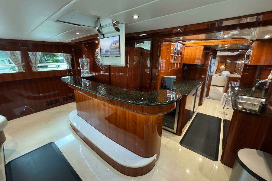 ALENIEL 87ft Johnson Yacht For Sale